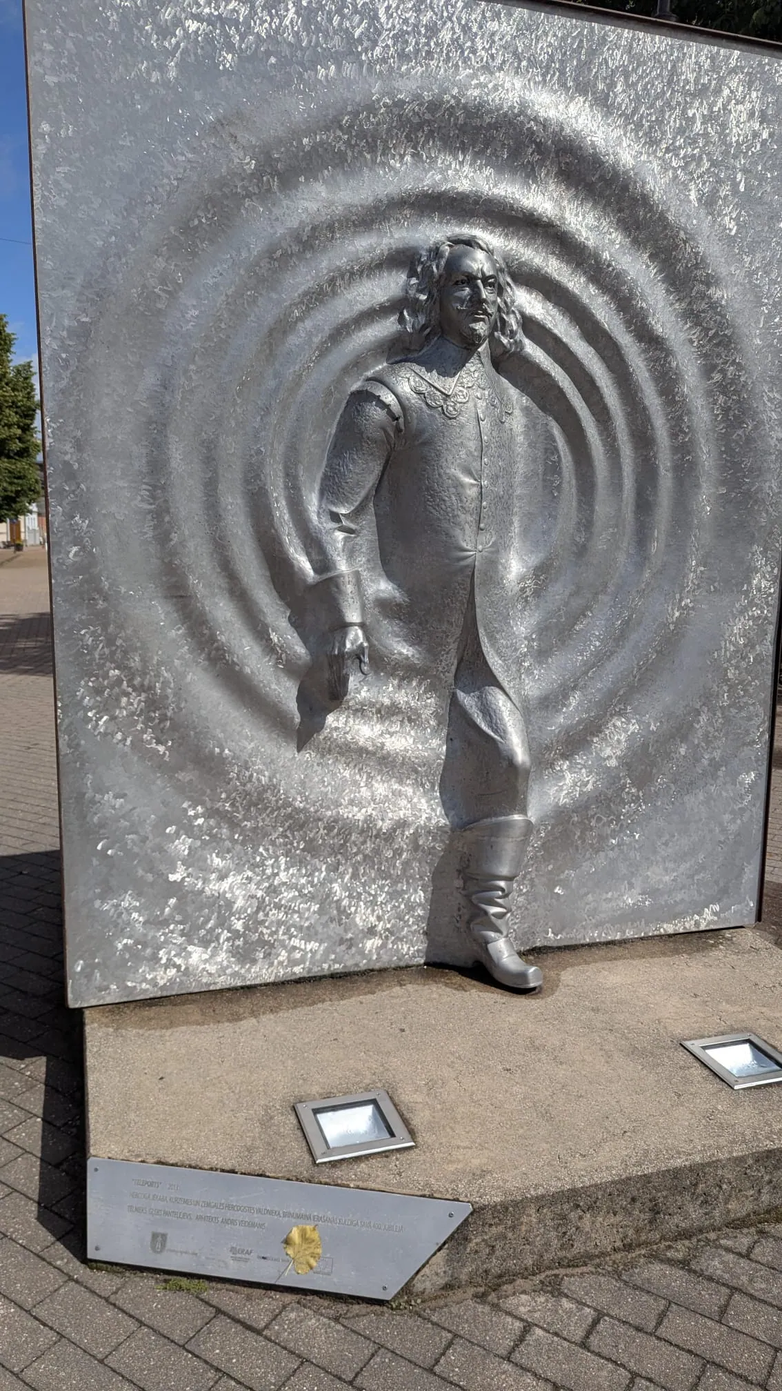 The Teleport statue at the end of Liepājas iela in Kuldīga